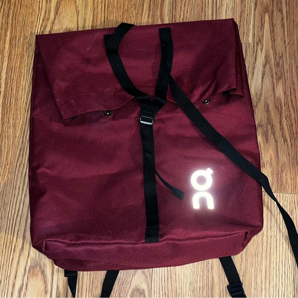 On Cloud Running Burgundy Backpack with Black Straps